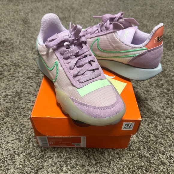 NIKE WAFFLE RACER 2X
LT ARCTIC PINK/POISON GREEN
RSE ARCTIQUE CL/VERT POISON - Picture 5 of 6